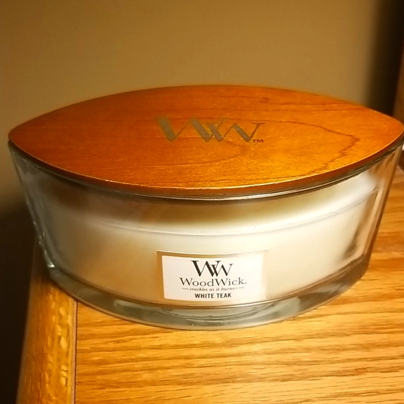 WOODWICK CANDLE